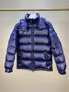 Veste d'hiver pour homme sur mesure en gros, manteau matelassé brillant surdimensionné en duvet de canard blanc épais et duveteux, doudoune d'hiver pour homme - Product Image 4