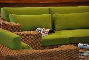 NATURA Elegant Curved Comfortable Rattan/Wicker Lounge Furniture Set for Traditional Living Rooms - Product Image 4