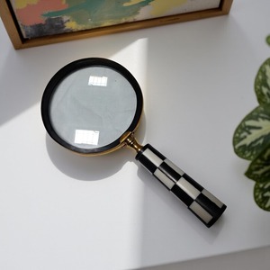 Lupa con mango de cuerno de búfalo pulido, precio de fábrica al por mayor, elección de detective de lujo, anillo chapado en oro y níquel, India - Product Image 4