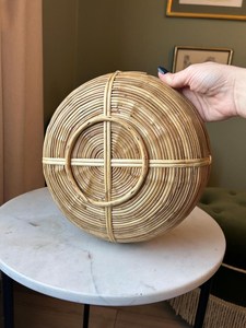 Cesta de Ratán de Diseño Premium y Duradera con Bordes Reforzados, Ideal para Decoración Rústica y Almacenamiento Práctico - Product Image 5