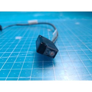 Sensor Fotoeléctrico Azbil HP100-E1 Usado Como Parte de Equipos Semiconductores Legados - Product Image 4
