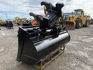 400 Series E400BT96 Excavator Twist <b>Bucket</b> Hydraulic Tilt 96-inch <b>Heavy</b> <b>Duty</b> Attachment - Product Image 4