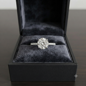 เครื่องประดับทองคำแท้ 14K ดีไซน์หรูหรา แหวนเพชรโมอิสซาไนต์ทรงคลาสสิก 4 กรงเล็บ สำหรับหมั้น แต่งงาน สัญญา หรือสวมใส่ตลอดชีวิต - Product Image 5
