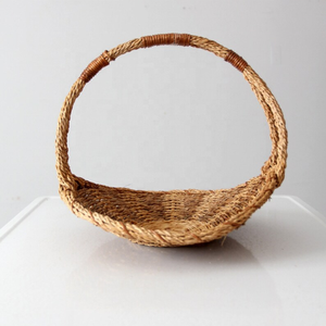 Low Price Natural <b>Seagrass</b> Flower <b>Basket</b> Vintage Style Gift <b>Basket</b> Handwoven Wholesales From Vietnam - Product Image 2