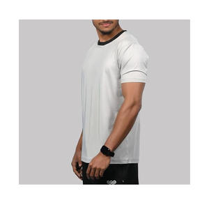 T-shirt en coton 100% tricoté surdimensionné à coupe personnalisée avec logo imprimé par transfert thermique pour hommes - Product Image 4