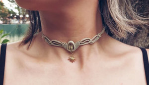 Collar con Colgante de Estrella de Macramé de Cuarzo Rutilado Beige Hecho a Mano, Ajustable, Joyería Boho de Cristal Curativo, Venta al por Mayor - Product Image 1