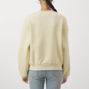 Sweat-shirt à capuche respirant personnalisé imprimé sur le devant, style streetwear d'hiver, grande taille pour femmes, pull à col rond à manches longues - Product Image 3