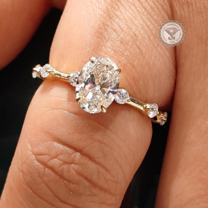 Anillo de compromiso ovalado con diamante de laboratorio de 3.30 quilates con engaste de puntas, joyería de oro macizo de 14k, anillo de fiesta - Product Image 5