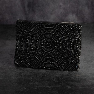 กระเป๋าใส่เหรียญลูกปัดทำมือคุณภาพสูง ยกระดับธุรกิจของคุณ งานฝีมือเชิงศิลปะ ดีไซน์หรูหรา พร้อมซิปปิดและหูหิ้วนุ่ม - Product Image 6