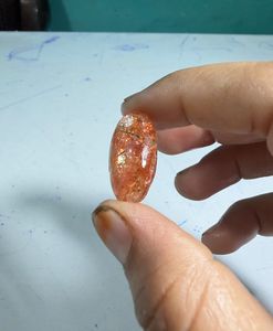 Pierre précieuse naturelle en cabochon de pierre de soleil orange, avec éclat doré et jeu de couleurs, pour bagues, pendentifs et conception de bijoux haut de gamme - Product Image 2