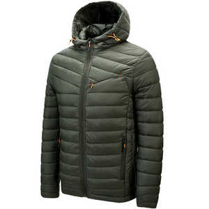 Chaqueta acolchada con capucha para hombre, resistente al agua, cálida y aislante, para senderismo y viajes. - Product Image 4