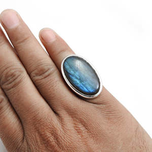 Brilliant Oval Cut <b>Large</b> Natural Labradorite Gemstone <b>Ring</b> In 925 Sterling Silver Handmade Bohemian Style Statement <b>Ring</b> - Product Image 4