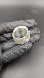 Bague de luxe en moissanite au design unique pour homme, coupe brillante, alliance de mariage et de fiançailles, bijoux de mode haut de gamme à vendre - Product Image 3