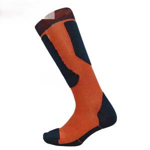 Chaussettes de sport personnalisées en tricot de nylon/coton, épaisseur polaire, pour le printemps, avec couleurs personnalisées - Product Image 1