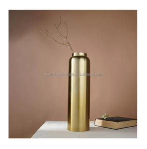 แจกันดอกไม้ทำจากโลหะอุปกรณ์ตกแต่งบ้านสมัยใหม่กระถางต้นไม้ยอดนิยมสำหรับห้องนั่งเล่นและงานแต่งงาน - Product Image 6