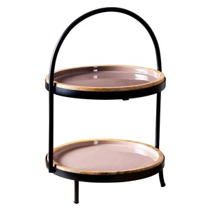 ชั้นวางเค้กโลหะสีดำ 2 ชั้น ดีไซน์ทันสมัย พร้อมหูจับโค้งมน ถาดเสิร์ฟไม้แบบฝัง ตกแต่งสไตล์อินดัสเทรียล สำหรับบุฟเฟ่ต์และตกแต่งบ้าน - Product Image 3