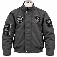 Blouson Bomber Homme Col Montant Beige avec Patch Logo Lettres Coupe-Vent Imperméable Décontracté Hiver Style Urbain