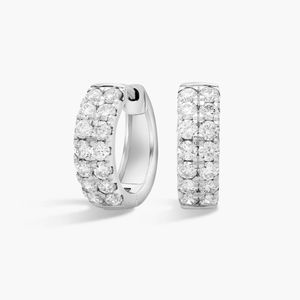 Pendientes de aro Huggie con doble hilera de diamantes en oro amarillo - Product Image 3