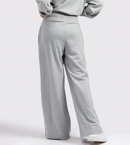 Pantalon de jogging ample et surdimensionné en molleton français pour femme avec logo personnalisé, 100 % coton épais, style hip-hop, idéal pour le sport et la gym - Product Image 6