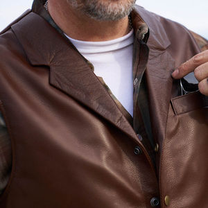 Professional Design for Biker Distressed Genuine Leather vest with logo Material Leather vest for men - Product Image 4