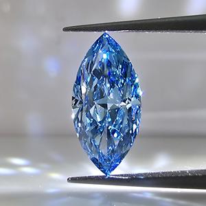 Diamant de laboratoire de 1 carat, bleu vif fantaisie, taille marquise brillante, VS1, certifié IGI, pierre non montée - Product Image 1