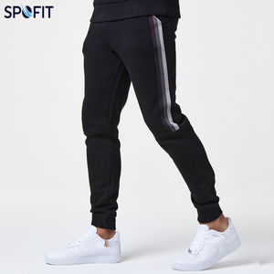 ชุดวอร์มเด็ก SPOFIT แบบ unisex ผลิตจากผ้าฝ้าย 100% ระบายอากาศได้ดี เป็นมิตรต่อสิ่งแวดล้อม ดีไซน์เรียบง่าย แขนยาว มีเชือกผูก ปิดด้วยเชือกผูก มีกระเป๋าข้าง - Product Image 4