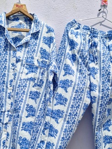 Conjunto de Pijama para Mujer 100% Algodón con Estampado de Leopardo, Cuello en V, Tejido de Punto, Manga Larga, Botones, Ecológico, Suave y Transpirable - Product Image 4