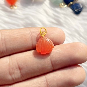 Pendentif en coquille de cornaline sculptée à la main, pierre précieuse naturelle plaquée or, pour la fabrication de bijoux DIY, vente en gros - Product Image 1