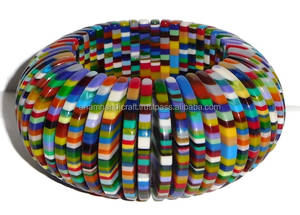 Pulsera de hilo de joyería de moda de resina de color personalizada hecha a mano de alta calidad personalizada de marca para mujeres de la India. - Product Image 2