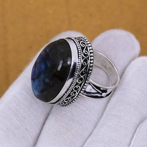 Anillo de Labradorita Azul Fuego Hecho a Mano en Plata de Ley 925, Joyería Bohemia Vintage para Mujer, Venta al Por Mayor - Product Image 2