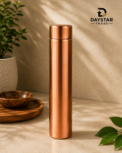 DAYSTAR TRADE Bouteille d'eau portable réutilisable en cuivre pur, design classique, anti-fuite, sans BPA, avec couvercle, garde les boissons chaudes/froides - Product Image 1