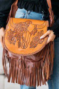 Nouveau Sac Bandoulière Unisexe 2026 en Cuir Véritable Style Western, Motif Bonbons Gravé à la Main, Grandes Franges, Léger et Tendance - Product Image 3