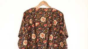 Robe kaftan en coton à fleurs foncées pour femmes, vêtements de détente doux pour la maison, vêtements de nuit - Product Image 5