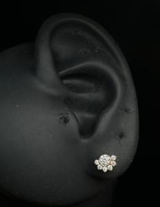 Boucles d'oreilles soleil en or 14 carats avec diamant de laboratoire et diamant rond, bijoux de piercing - Product Image 1