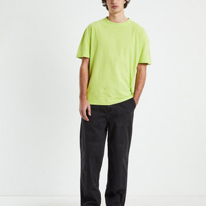 T-shirt pour homme en coton 100% 240g/m², qualité supérieure, coupe ample et carrée, épaules tombantes, design personnalisé, col montant, qualité premium - Product Image 3