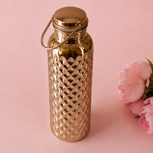 Flacon artisanal en cuivre pur à section intermédiaire en maille nid d'abeille, portable, pour voyage, design traditionnel - Product Image 4