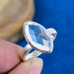 Bague en forme de marquise en quartz cristal naturel, finition argent sterling 925 - Product Image 1