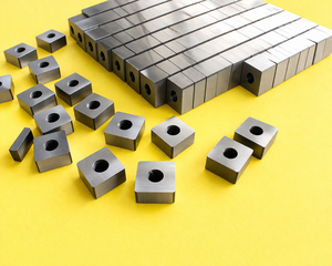 Cuchillas Personalizadas para Peletizadoras de Plástico, Cuchillos de Corte Industriales de Alta Precisión para Sistemas de Granulación y Extrusión - Product Image 3