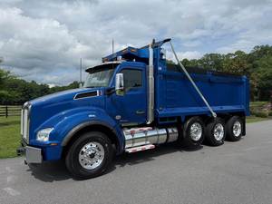 Tracteur routier diesel 6x4 à 10 roues à couple élevé pour le transport industriel lourd et le fret routier - Product Image 3