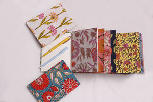 Cuaderno de tela floral hecho a mano – Diario personalizado con tapa dura – Proveedor mayorista. - Product Image 4