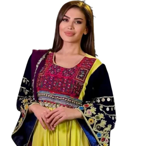 Prix négociable Robes afghanes vintage, best-sellers, en velours, style Kuchi, disponibles en couleurs et motifs personnalisés. Robe afghane. - Product Image 5