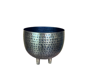 Jardinières en métal légères, faciles à déplacer et parfaites pour créer des arrangements végétaux polyvalents - Product Image 4