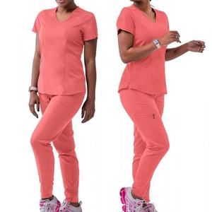 Ensemble de tenues d'hôpital unisexe d'été, imprimé sérigraphié, pour la détection des aiguilles, infirmière, clinique, hauts à manches courtes et pantalons jogger - Product Image 1