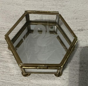 Fancy Hexagonal <b>Glass</b> Jewelry <b>Box</b> Modern Design Gold Brass Metal Frame Clear Display Trinket Keepsake Organizer Wedding Ring <b>Box</b> - Product Image 2