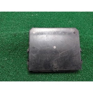 300 ECU y Módulos de Computación Usados 8954033301 - Product Image 2
