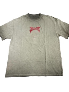 Camiseta Oversize para Hombre con Estampado de Calavera y Lazo Rojo, Manga Corta, Algodón Jersey, Cuello Redondo, Diseño con Logotipo Frontal - Product Image 2