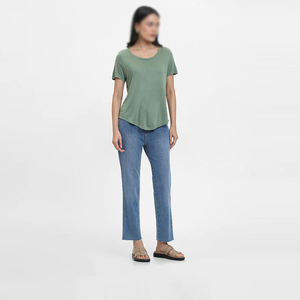 T-shirt décontracté d'été pour femme, col rond, manches courtes, coupe régulière, en coton respirant, idéal pour la course et le yoga en extérieur – Vente en gros - Product Image 4
