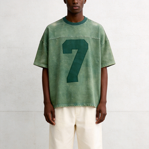 T-shirt homme oversize à manches courtes et col rond, vert délavé, avec motif numéro 7, style streetwear - Product Image 1