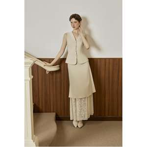 Chaleco Ghillie Transparente para Mujer con Bordado de Encaje y Diseño Floral, Teñido Liso, Abotonadura Sencilla, Vietnam MINE KA47, Venta al por Mayor - Product Image 1