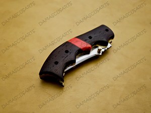 Cuchillo Plegable OEM con Mango de Madera Oscura, Separador de Resina Roja, Hoja de Acero, Varilla de Afilado y Funda de Cuero Genuino - Product Image 5
